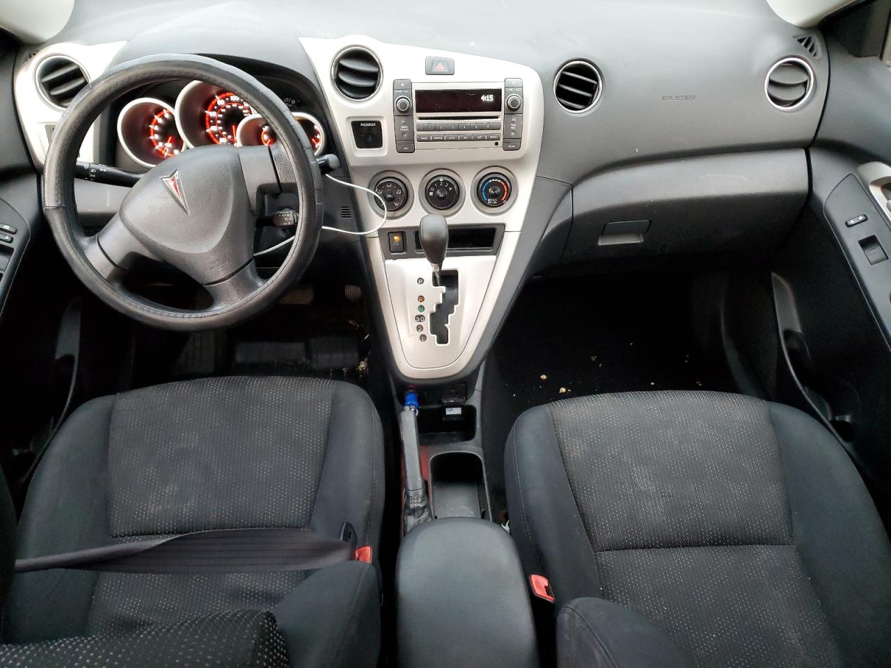 2010 Pontiac Vibe - Image 8