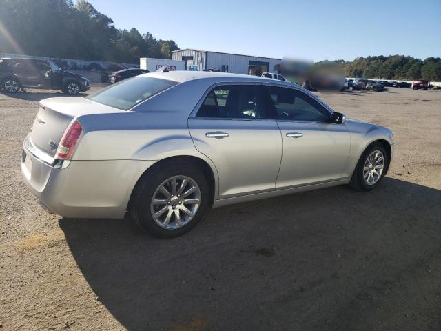 Sedans CHRYSLER 300 2012 Srebrny