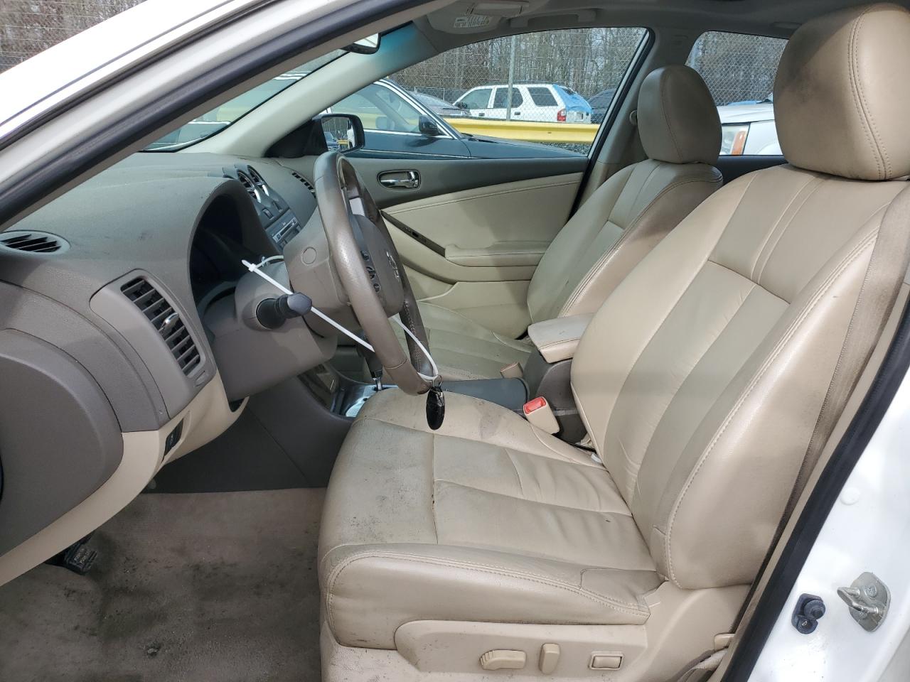 2011 Nissan Altima - Image 7
