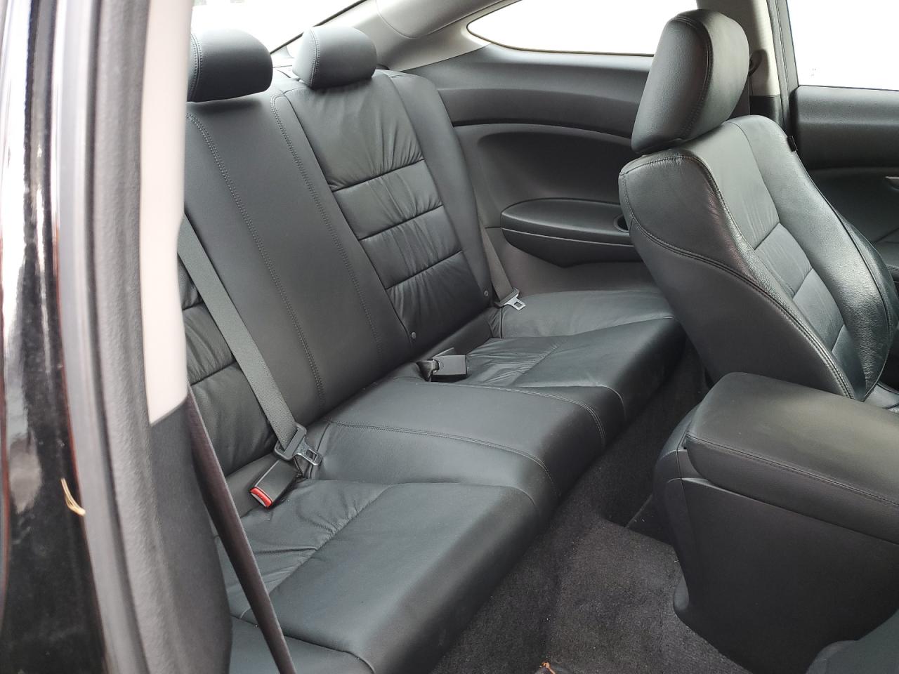 2012 Honda Accord - Image 10