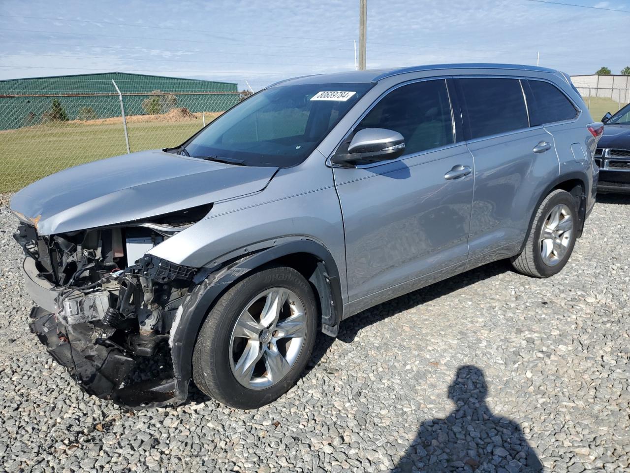 2015 Toyota Highlander - Image 1