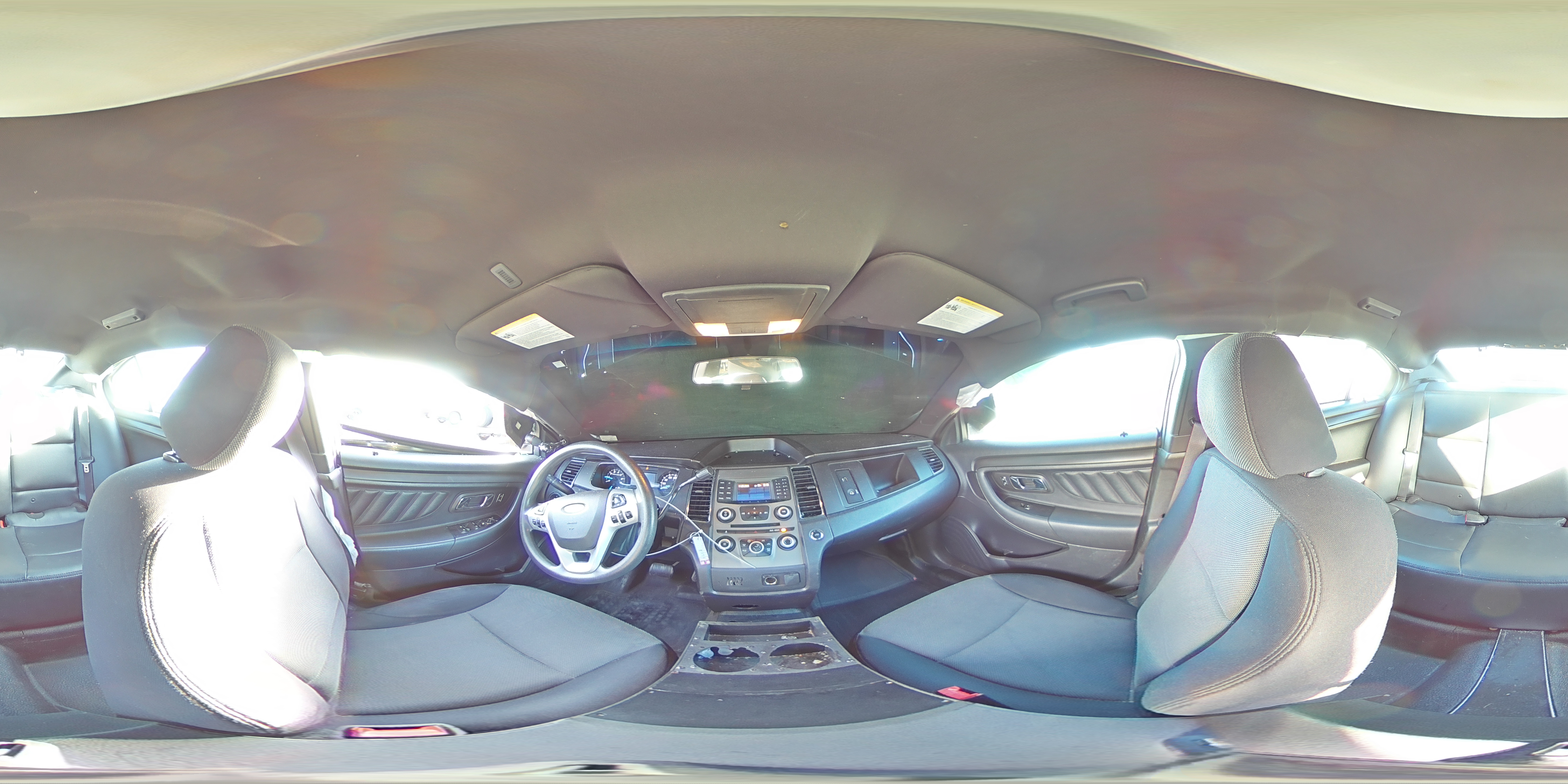 2014 Ford Taurus - Image 12