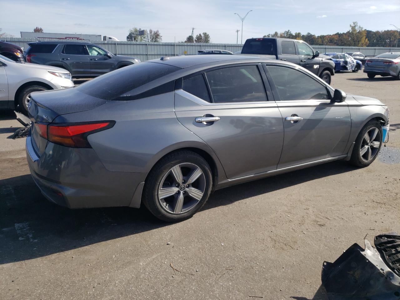 2019 Nissan Altima - Image 3