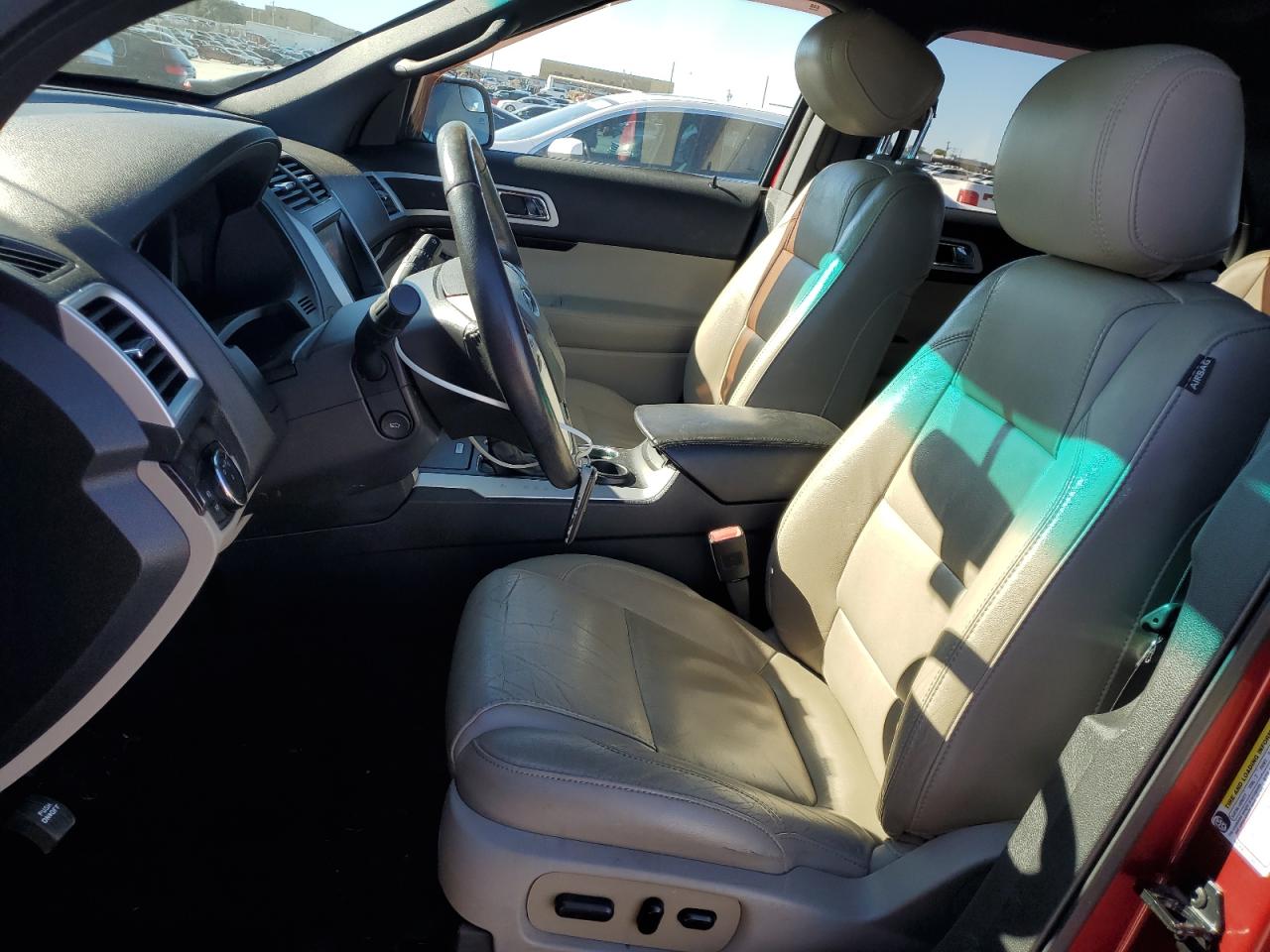 2015 Ford Explorer - Image 7