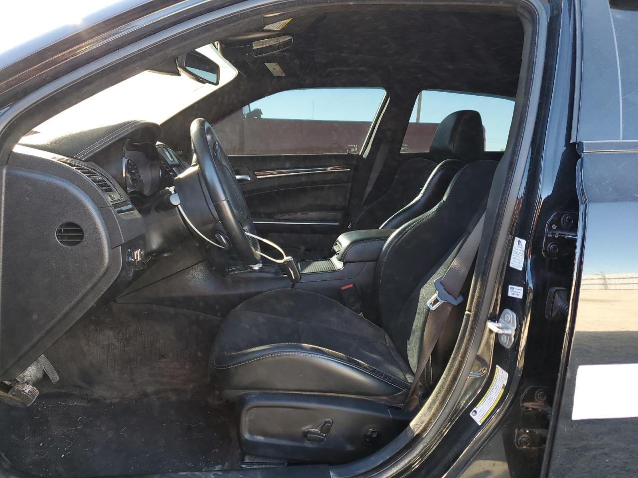 2018 Chrysler 300 - Image 7
