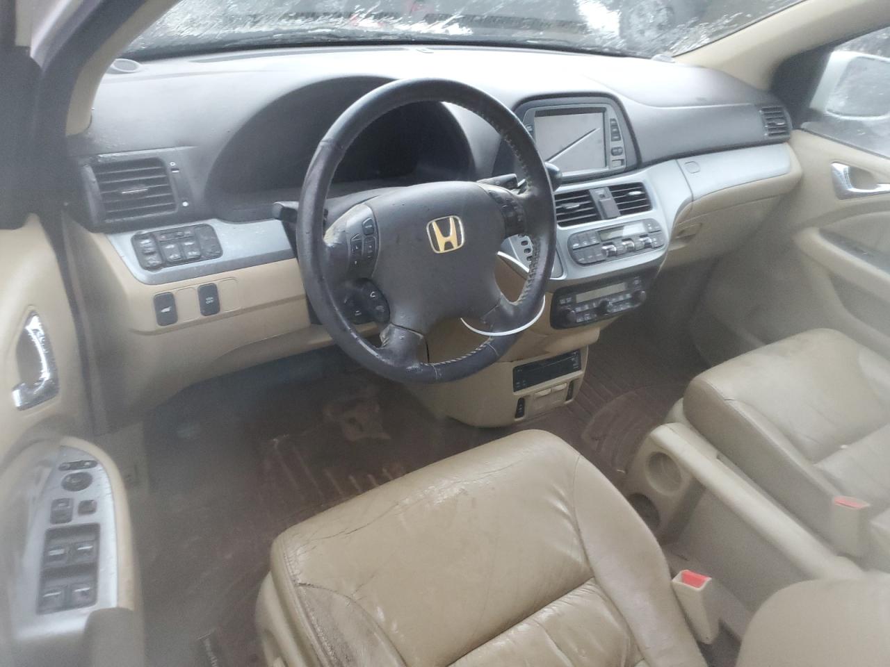 2010 Honda Odyssey - Image 8