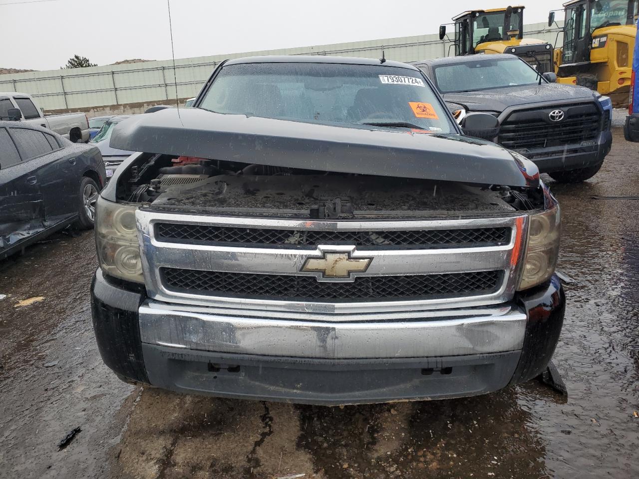 2007 Chevrolet Silverado - Image 5