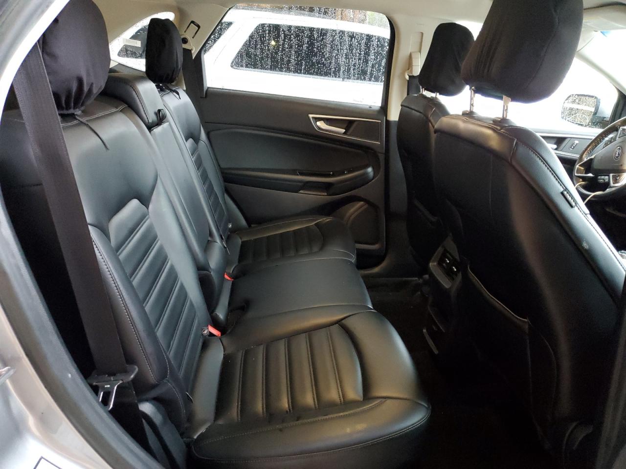 2020 Ford Edge - Image 11