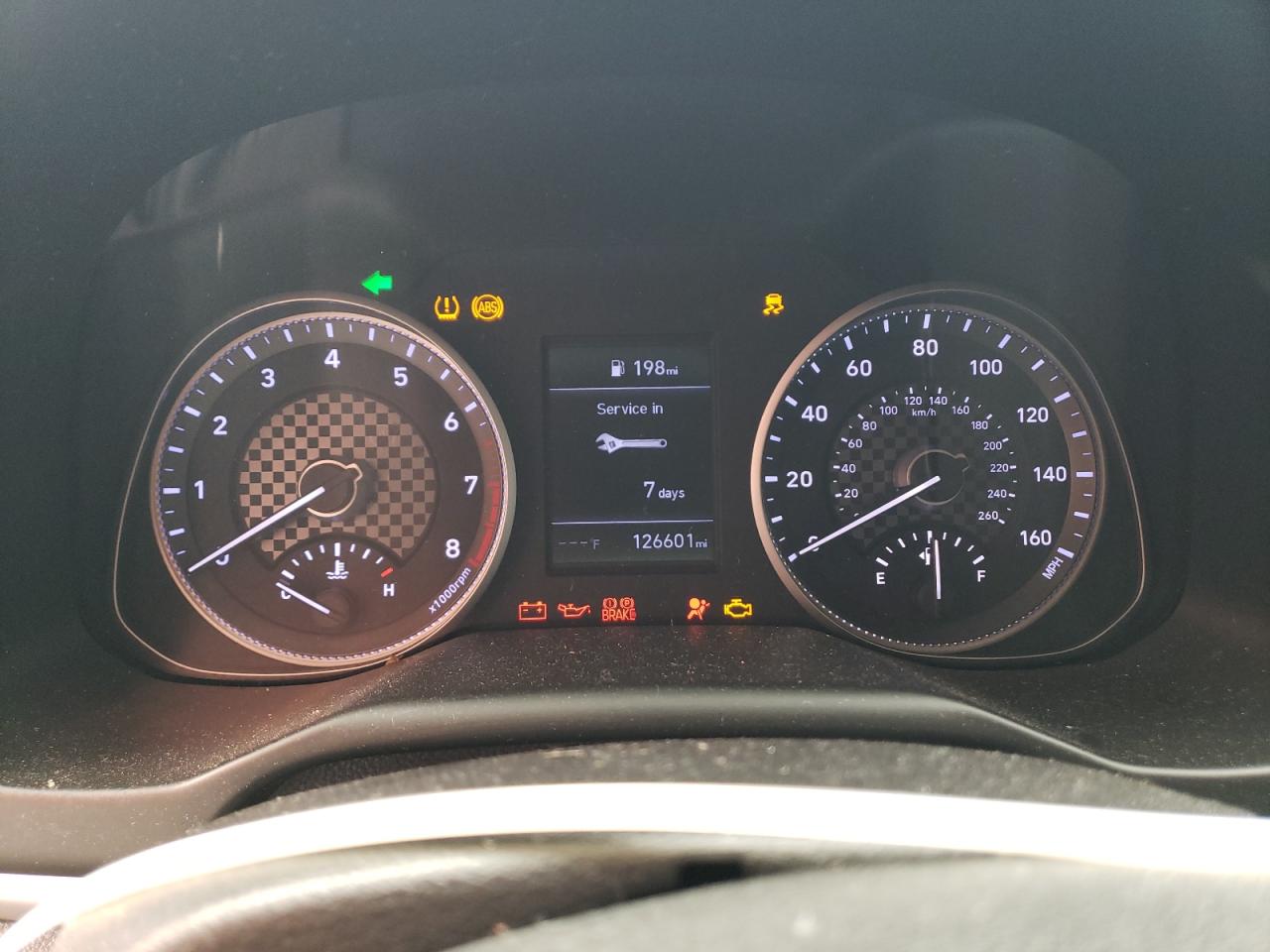2019 Hyundai Elantra - Image 9