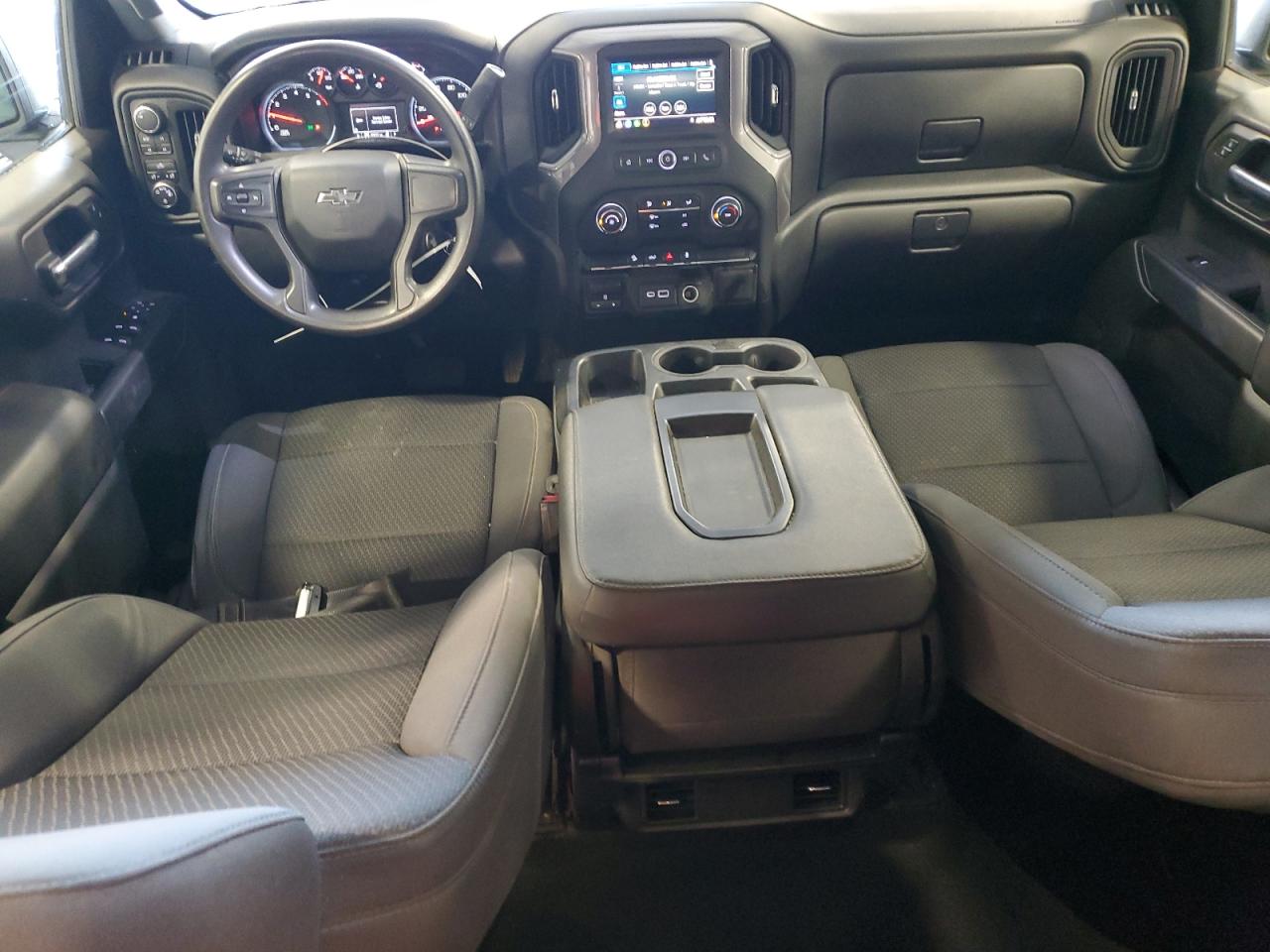 2021 Chevrolet Silverado - Image 8