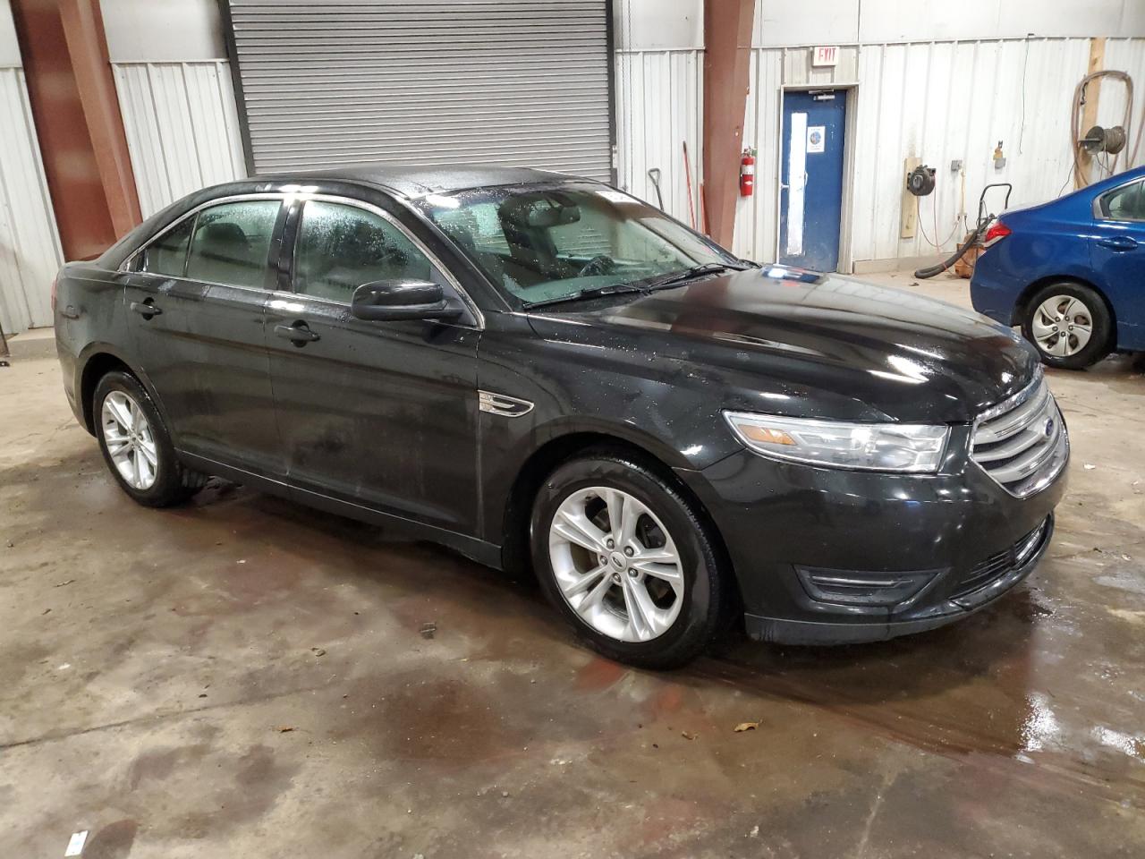 2013 Ford Taurus - Image 4