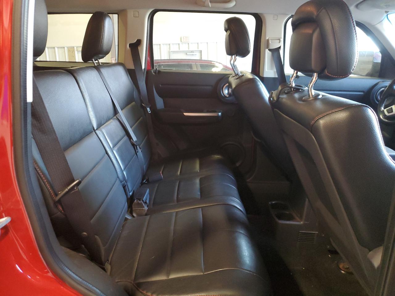 2011 Dodge Nitro - Image 11