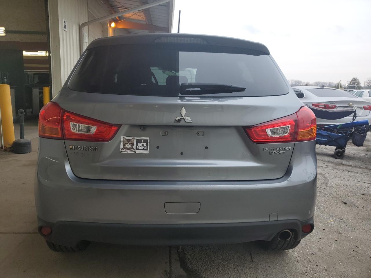 2015 Mitsubishi Outlander - Image 6