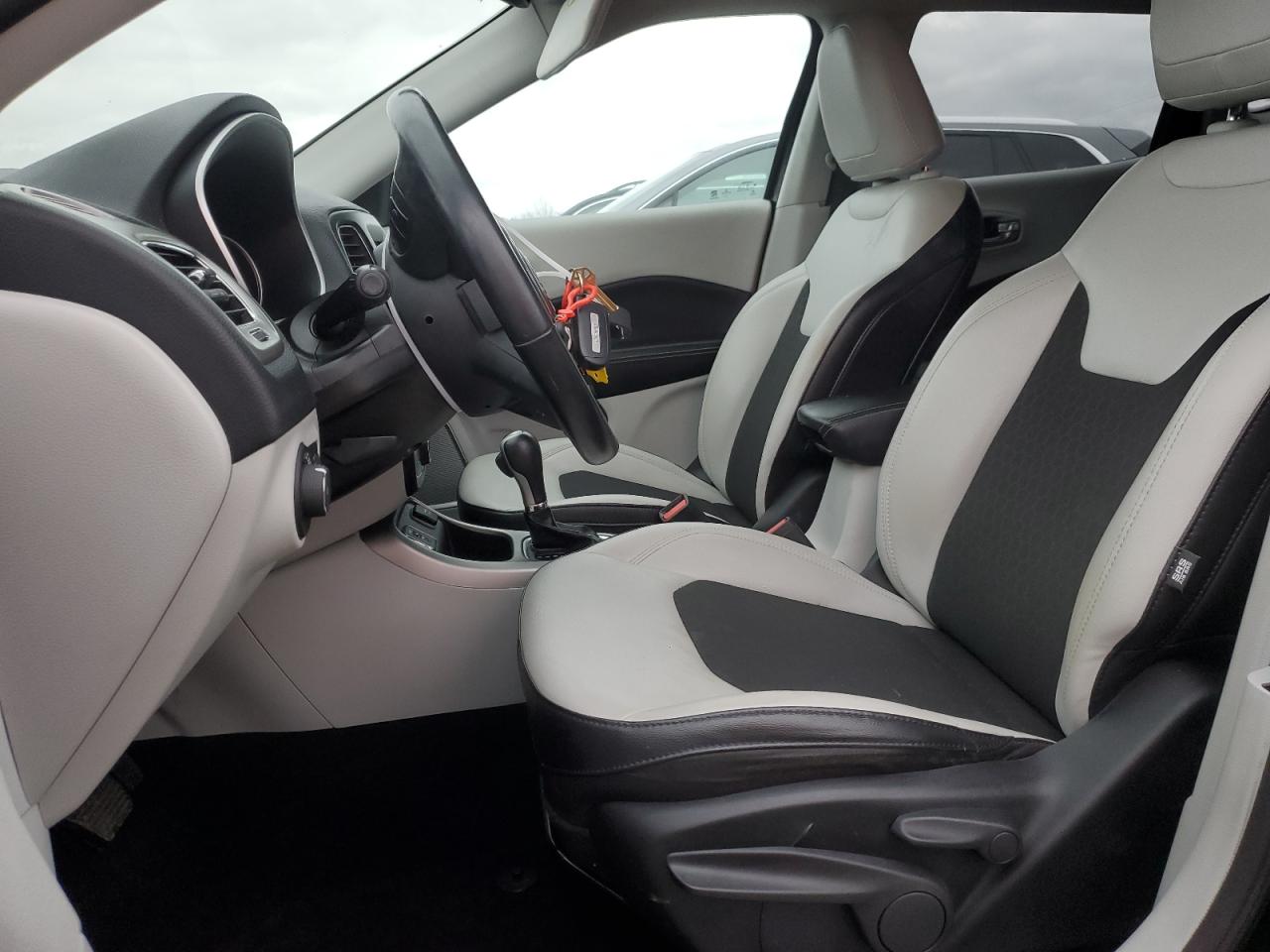 2020 Jeep Compass Latitude VIN: 3C4NJCBB7LT158720 Lot: 81303574