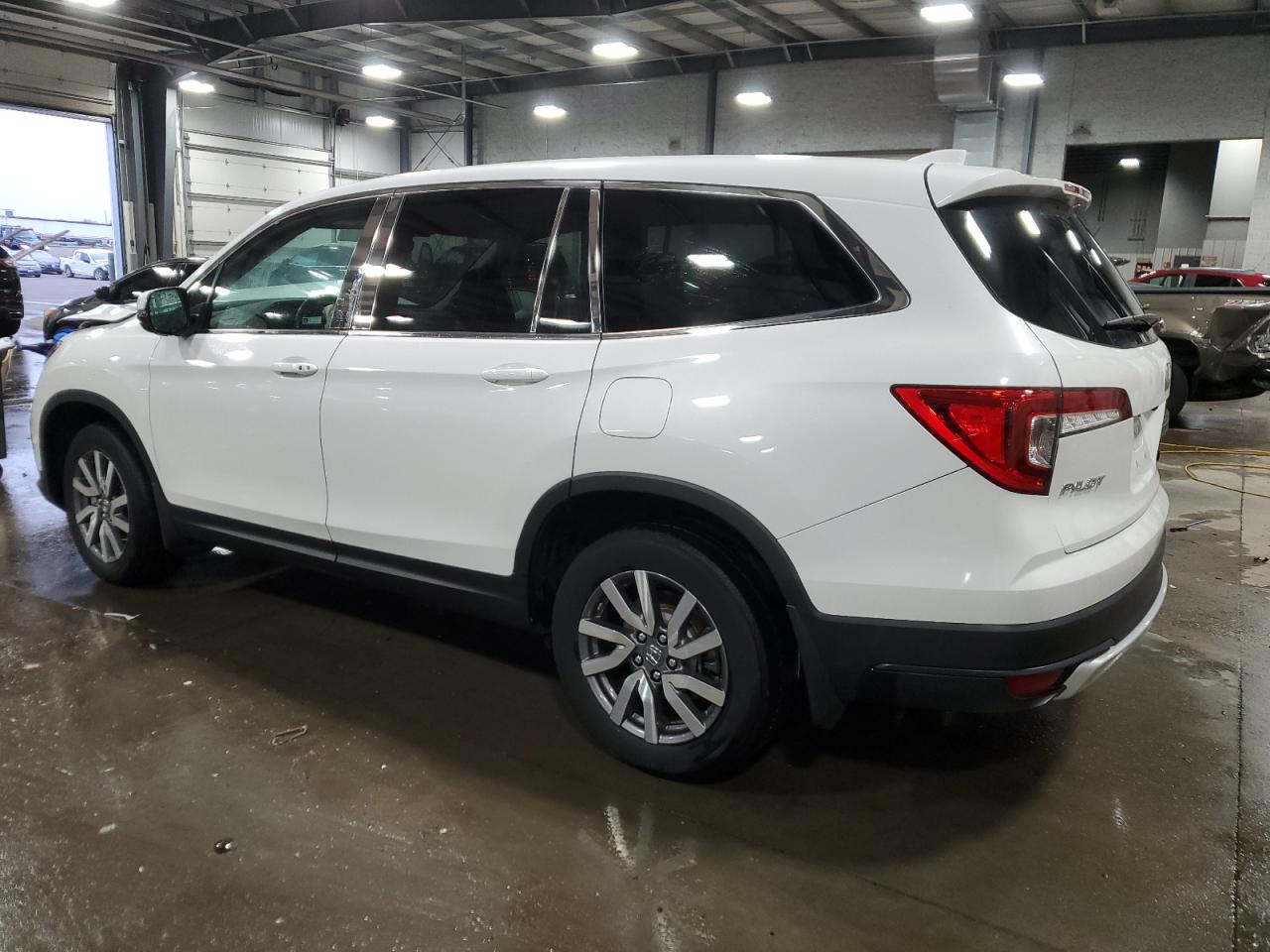 2020 Honda Pilot - Image 2