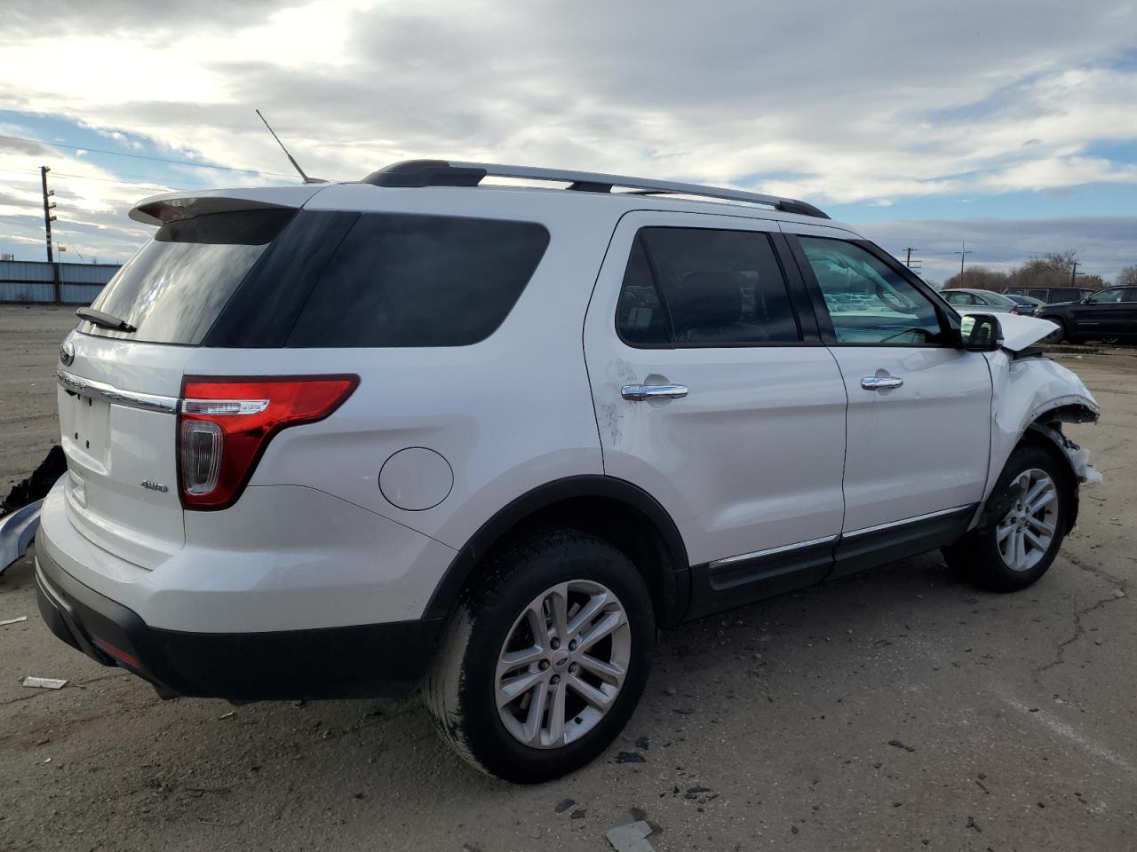 2014 Ford Explorer - Image 3