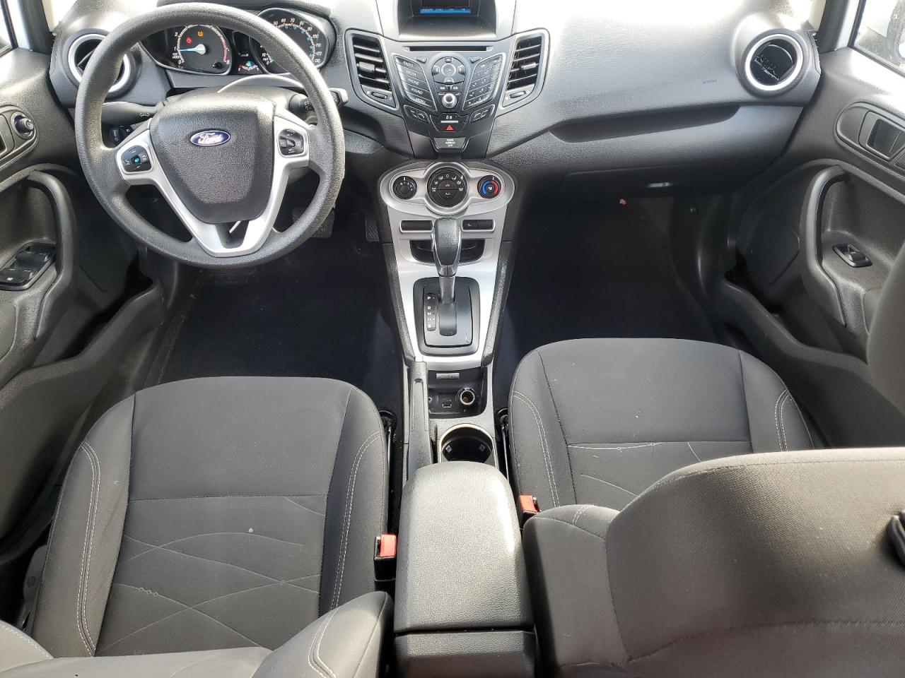 2018 Ford Fiesta - Image 8
