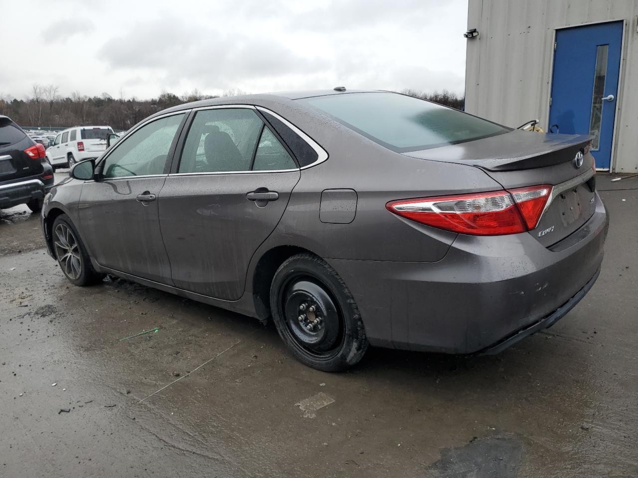 2015 Toyota Camry - Image 2