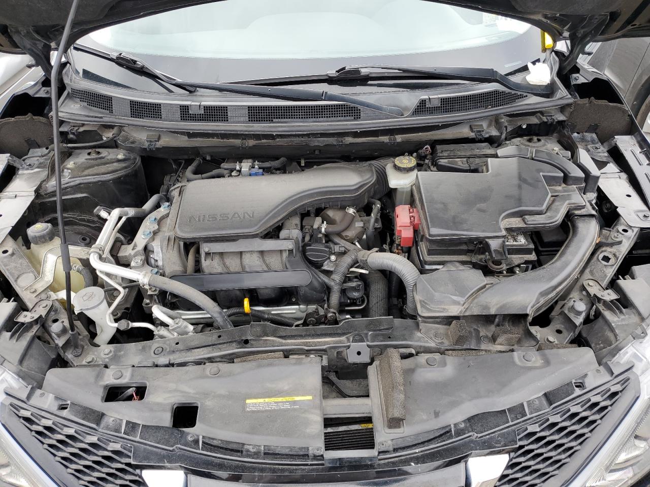 2019 Nissan Rogue - Image 12
