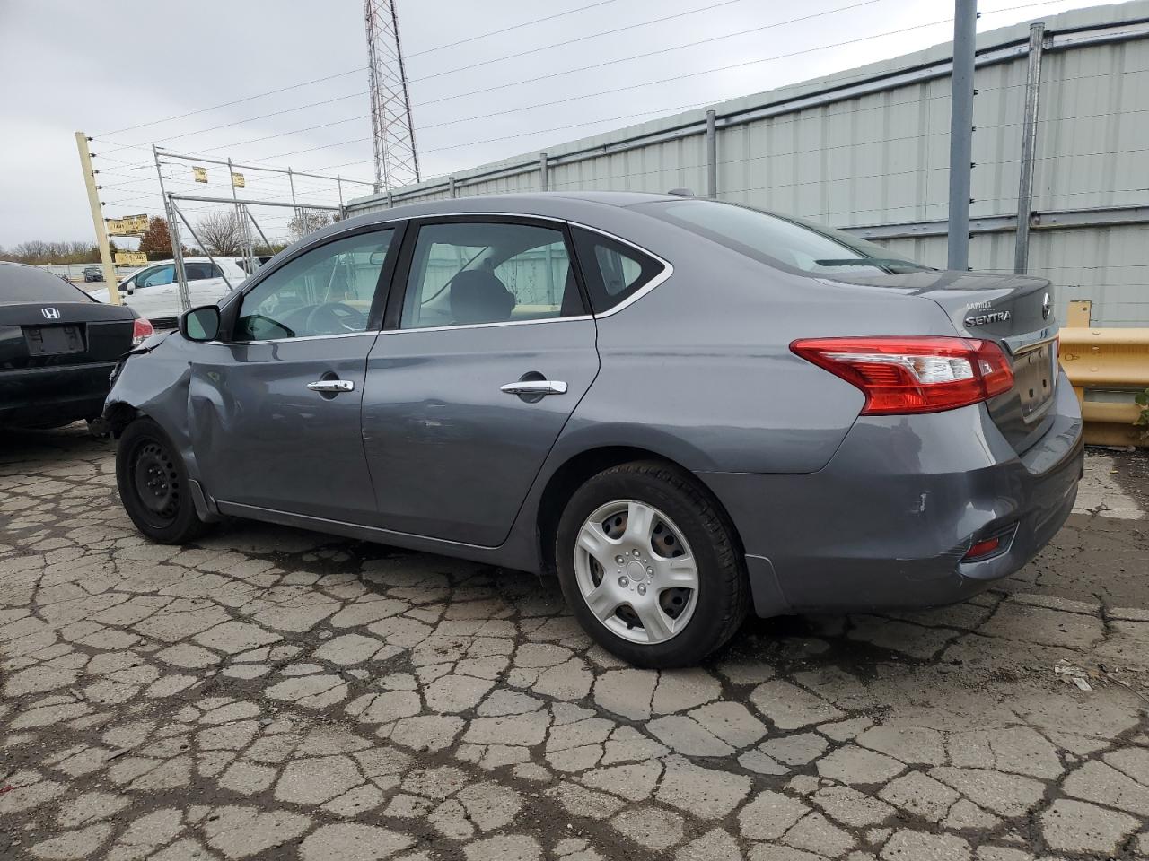 2017 Nissan Sentra - Image 2