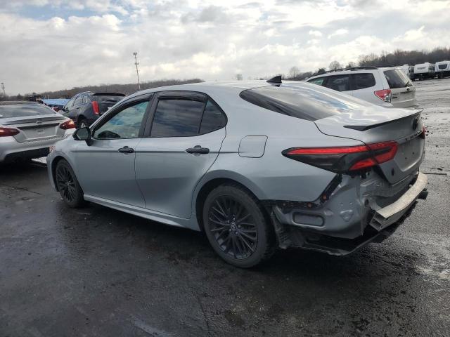  TOYOTA CAMRY 2020 Серебристый