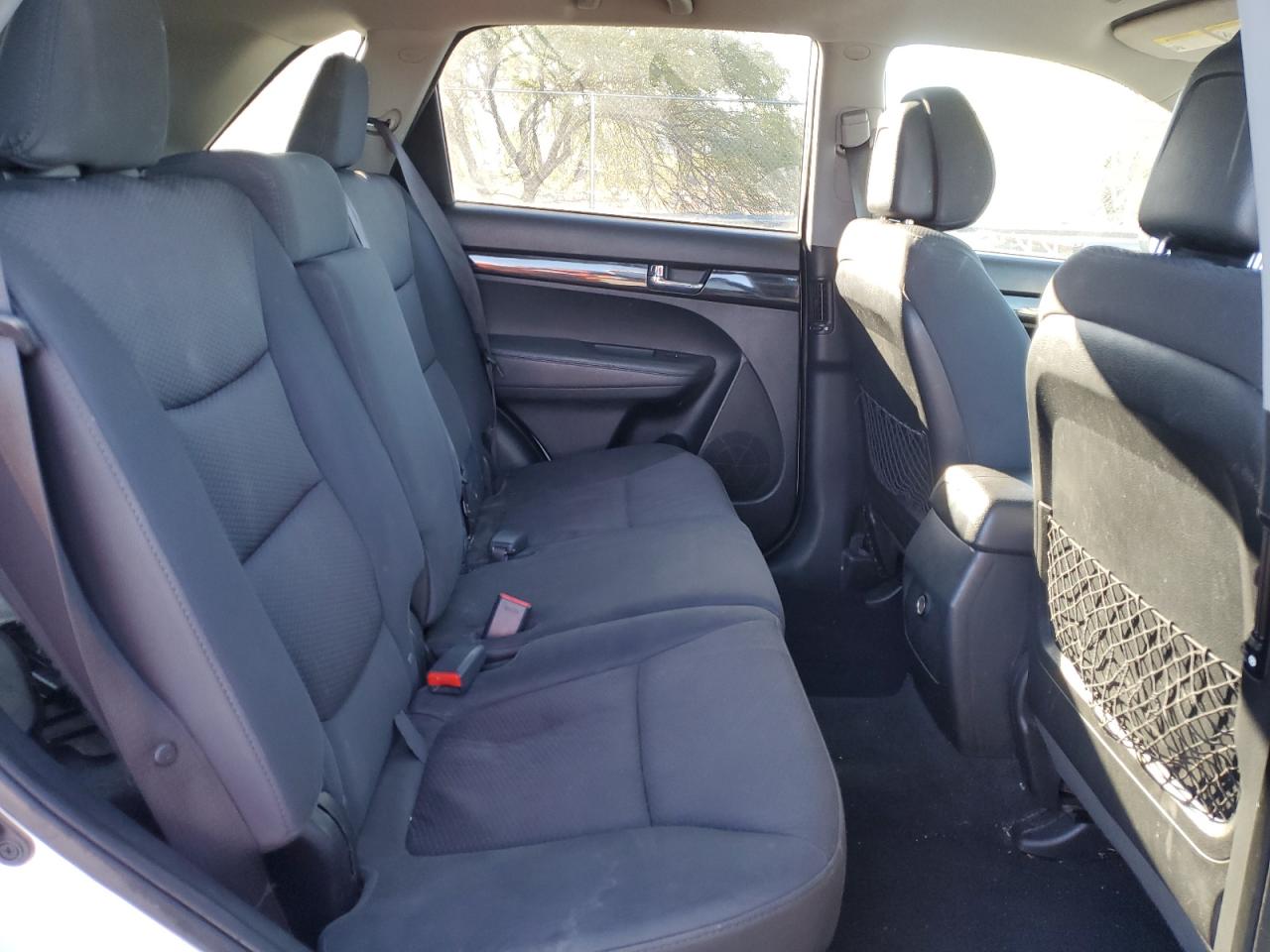 2011 Kia Sorento - Image 11