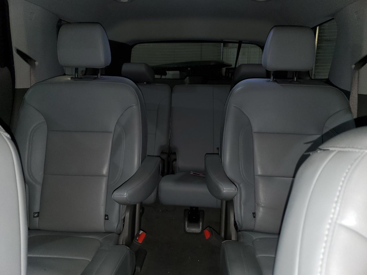 2021 Chevrolet Traverse - Image 10