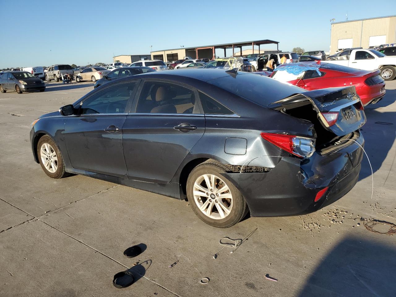 2014 Hyundai Sonata - Image 2