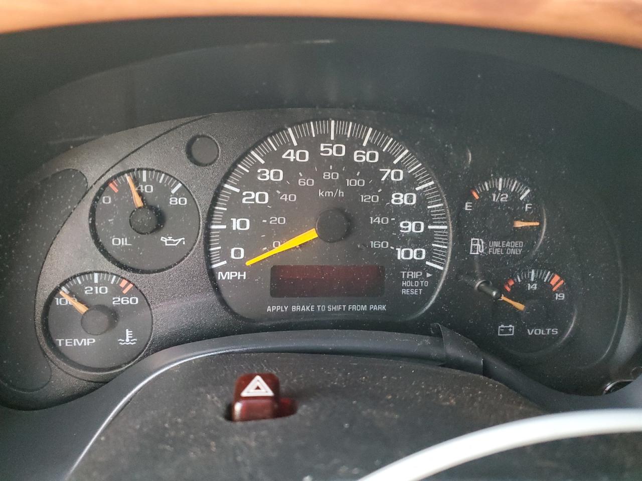 1999 Chevrolet Express - Image 9