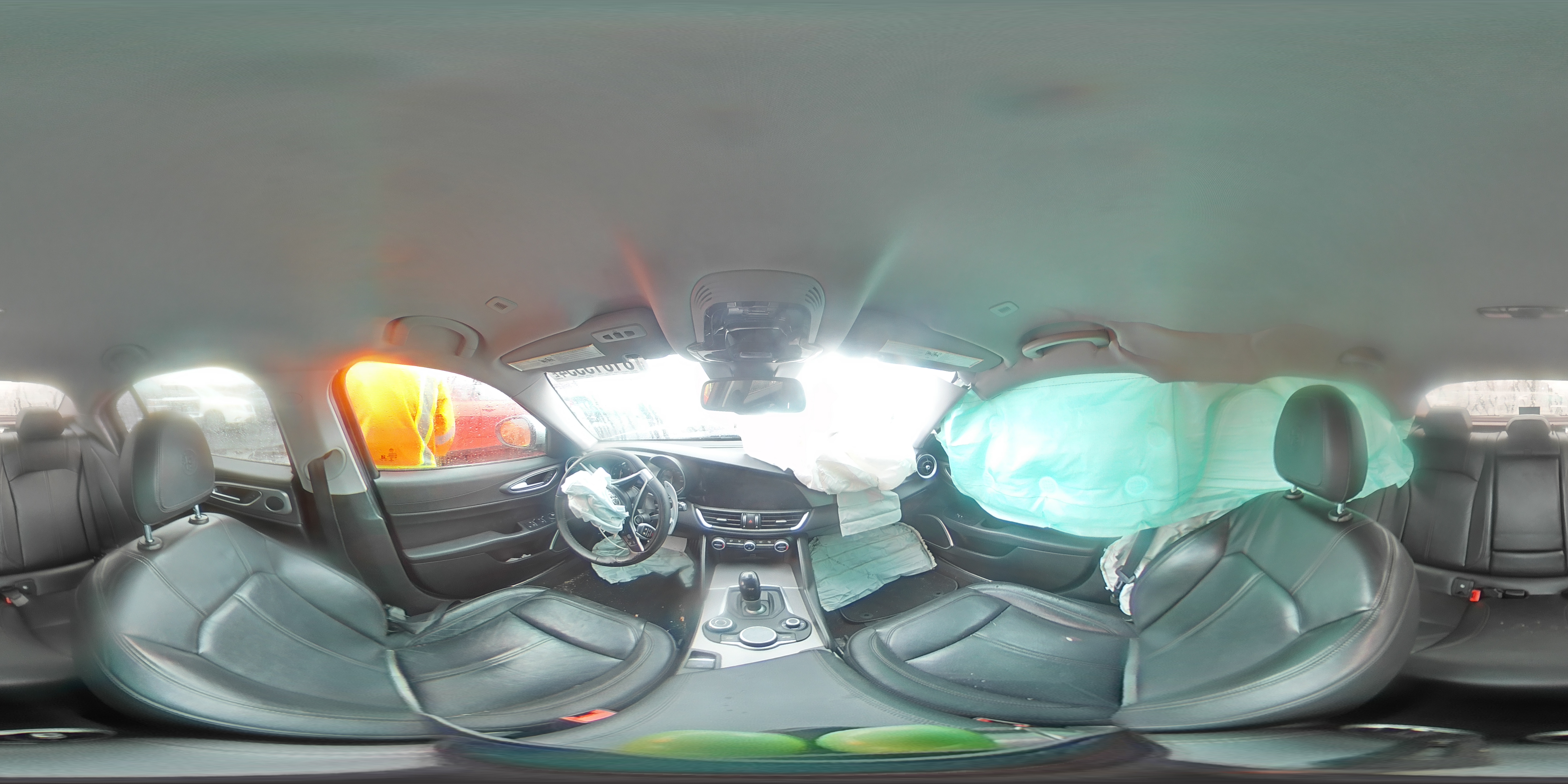 2017 Alfa Romeo Giulia - Image 12