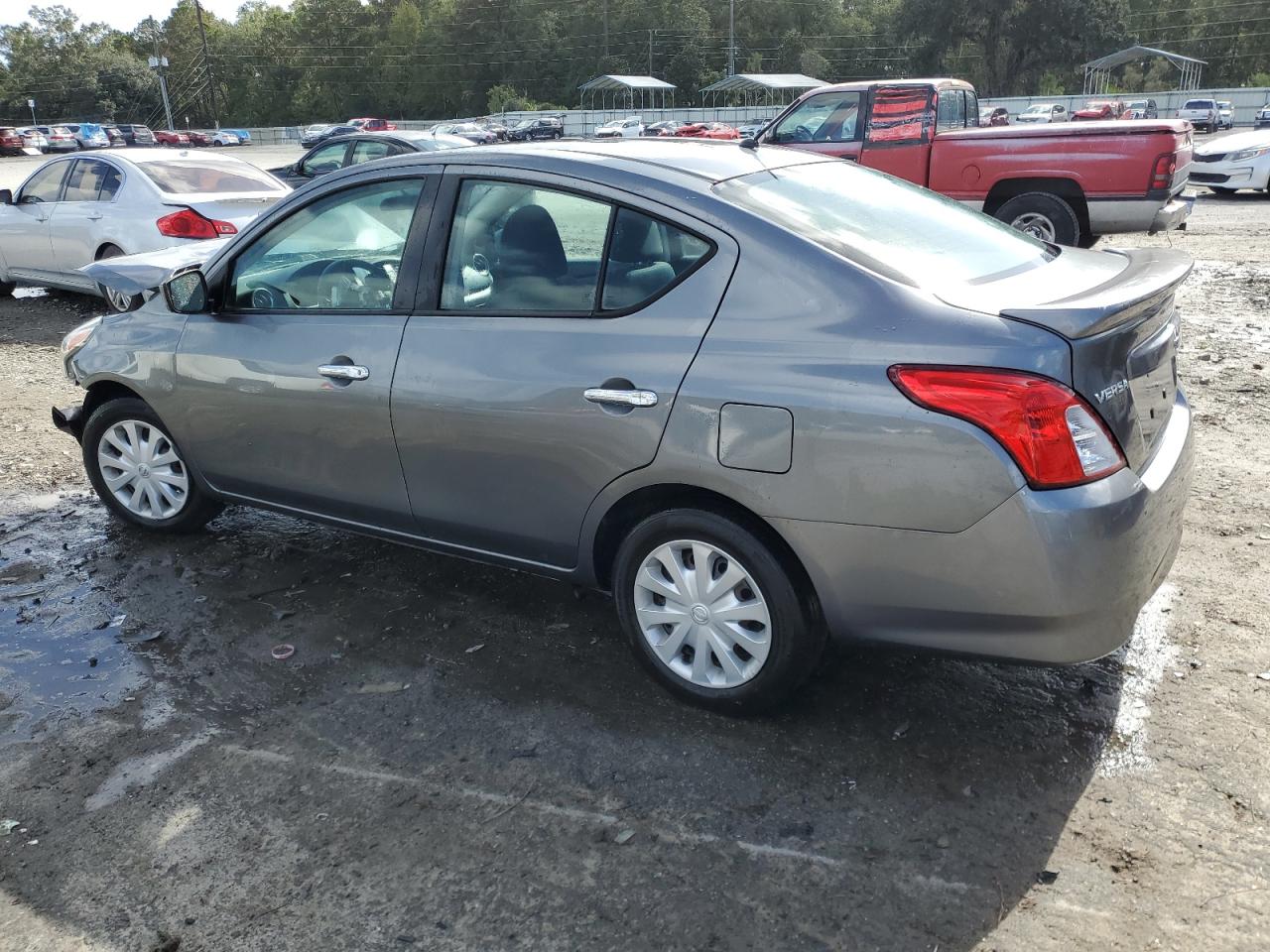 VIN 3N1CN7AP6JL813112 2018 NISSAN VERSA no.2