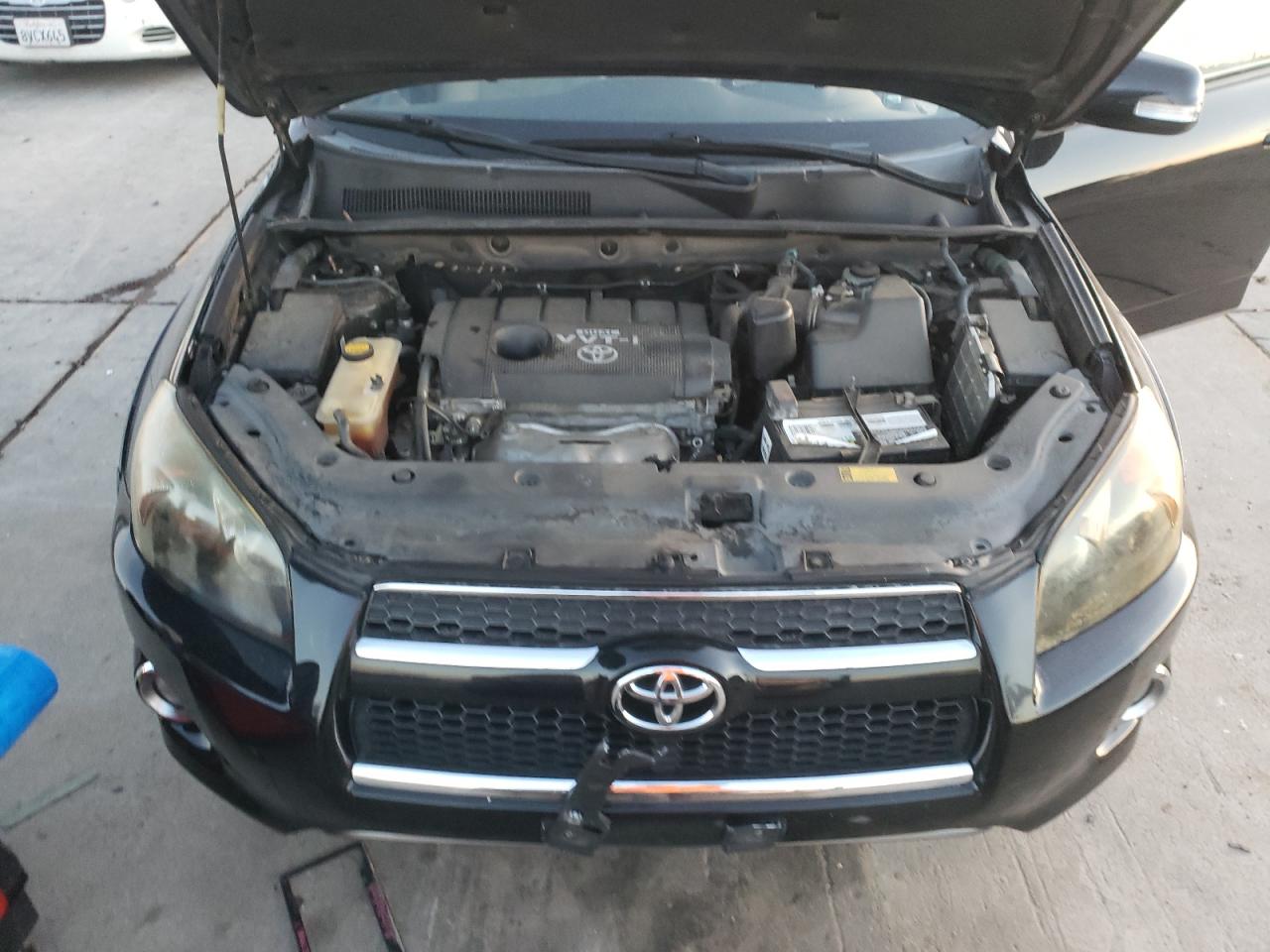 2010 Toyota RAV 4 - Image 12