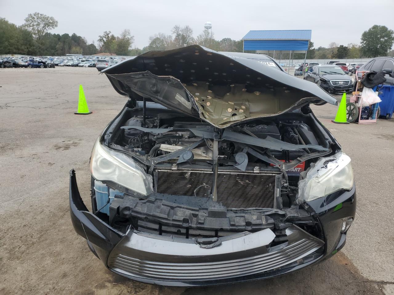 2016 Toyota Camry - Image 5