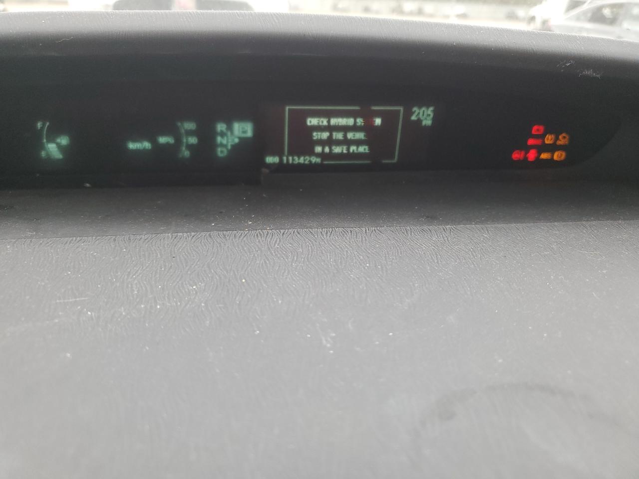 2015 Toyota Prius - Image 9