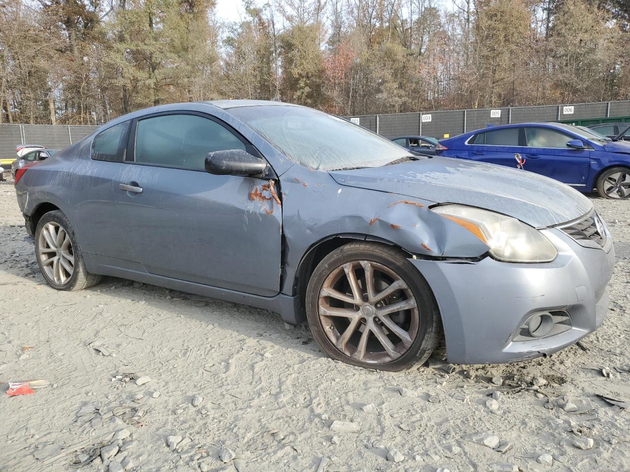 2010 Nissan Altima - Image 4