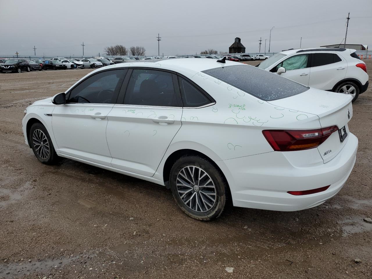 2019 Volkswagen Jetta - Image 2