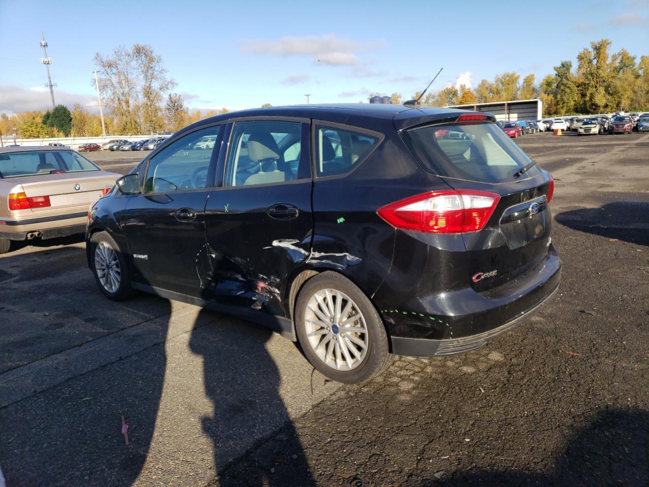 VIN 1FADP5AU4EL519334 2014 FORD CMAX no.2