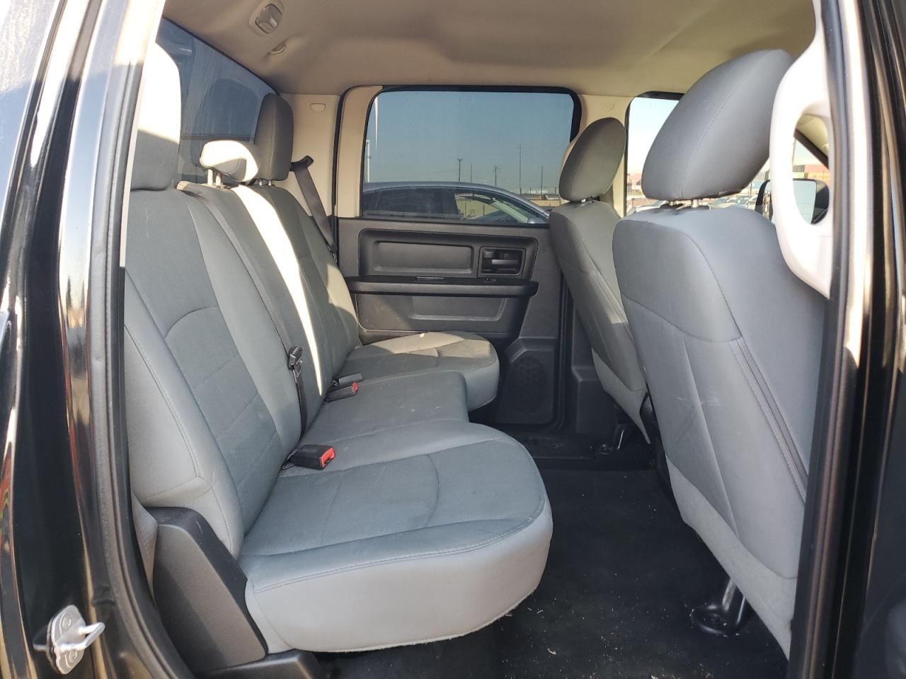 2014 RAM 1500 - Image 10