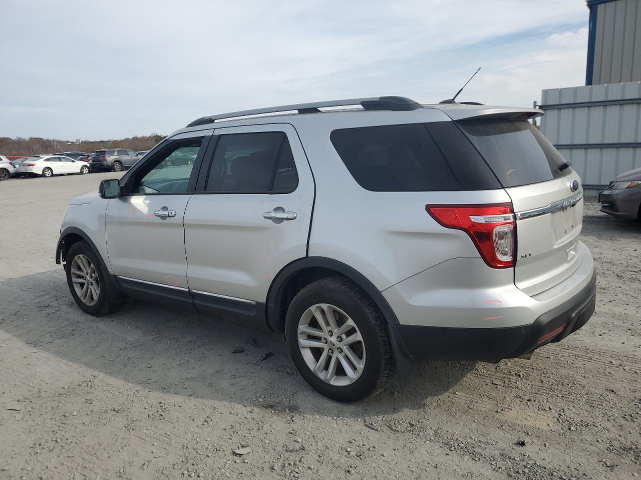 VIN 1FM5K7D86FGB55544 2015 FORD EXPLORER no.2