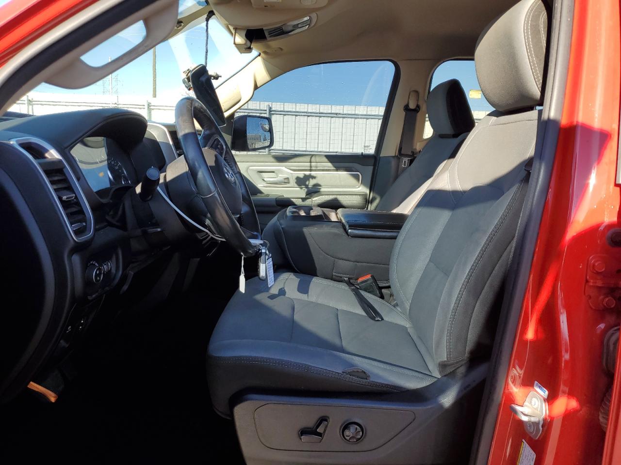 2019 RAM 1500 - Image 7