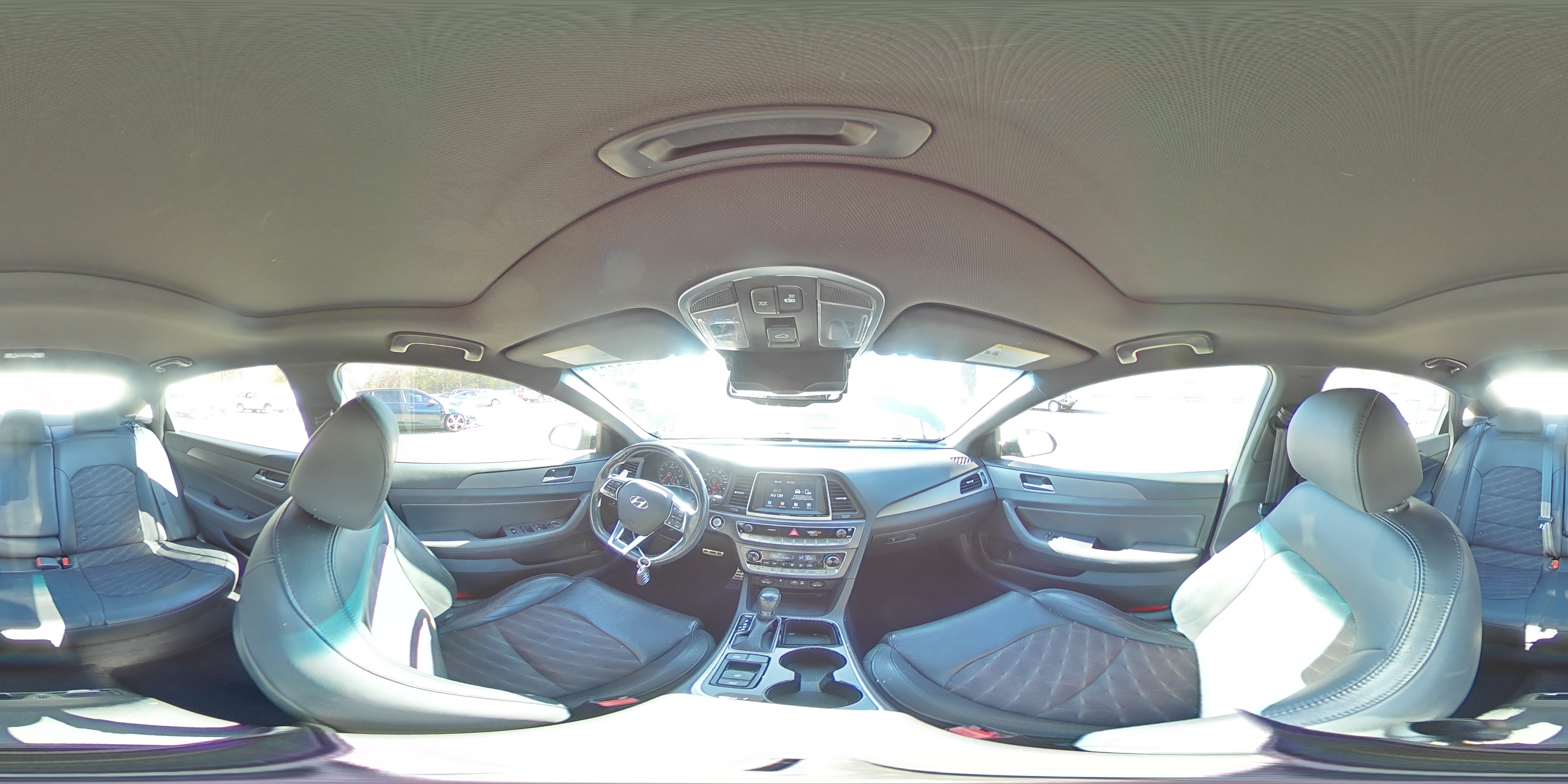 2018 Hyundai Sonata - Image 14