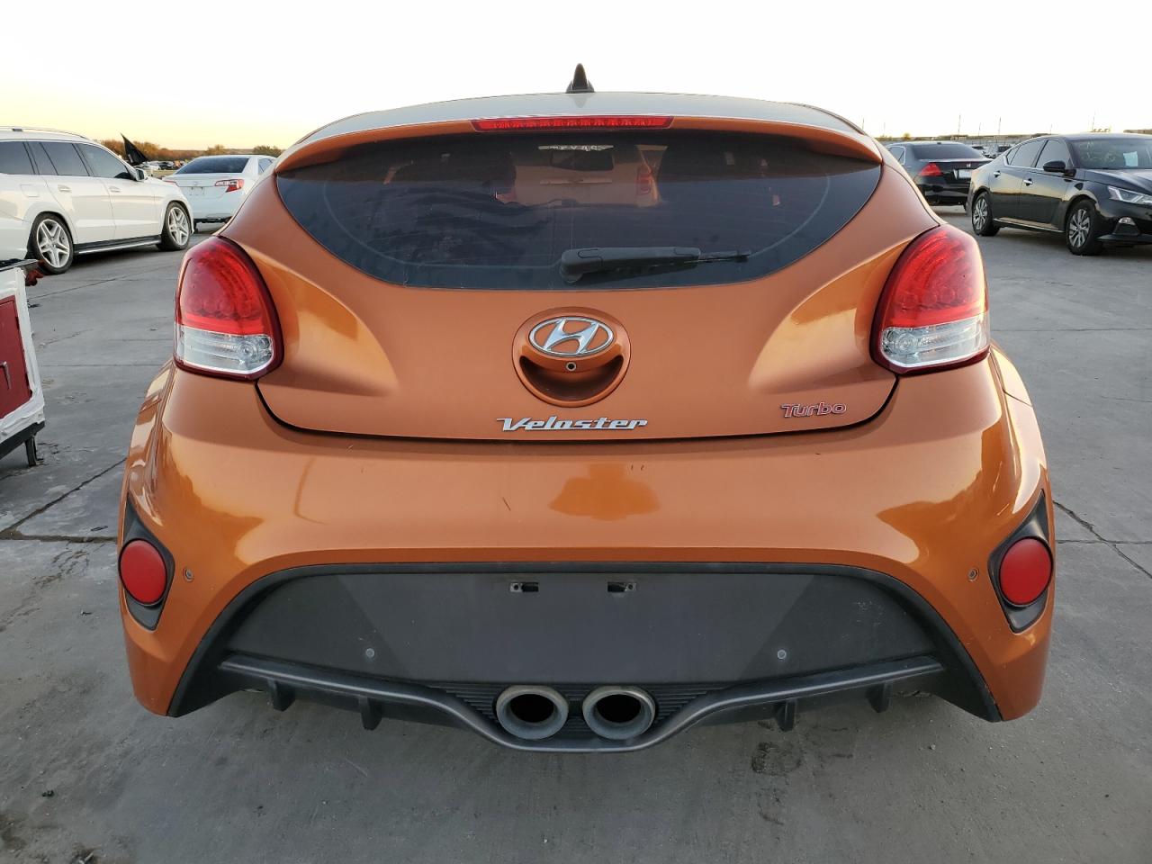 2016 Hyundai Veloster Turbo VIN: KMHTC6AE6GU297002 Lot: 81344244