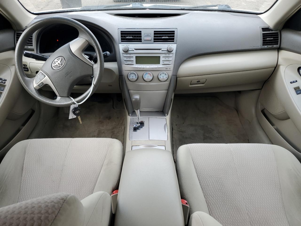 2010 Toyota Camry - Image 8