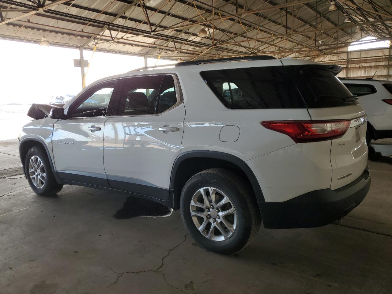 2021 Chevrolet Traverse - Image 2