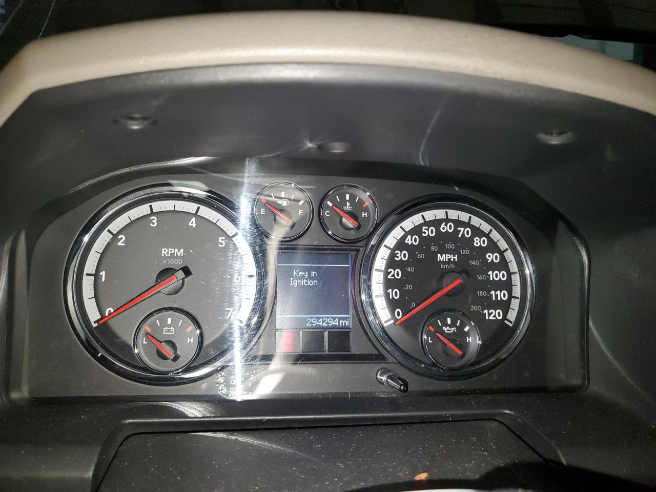 2010 Dodge RAM - Image 10