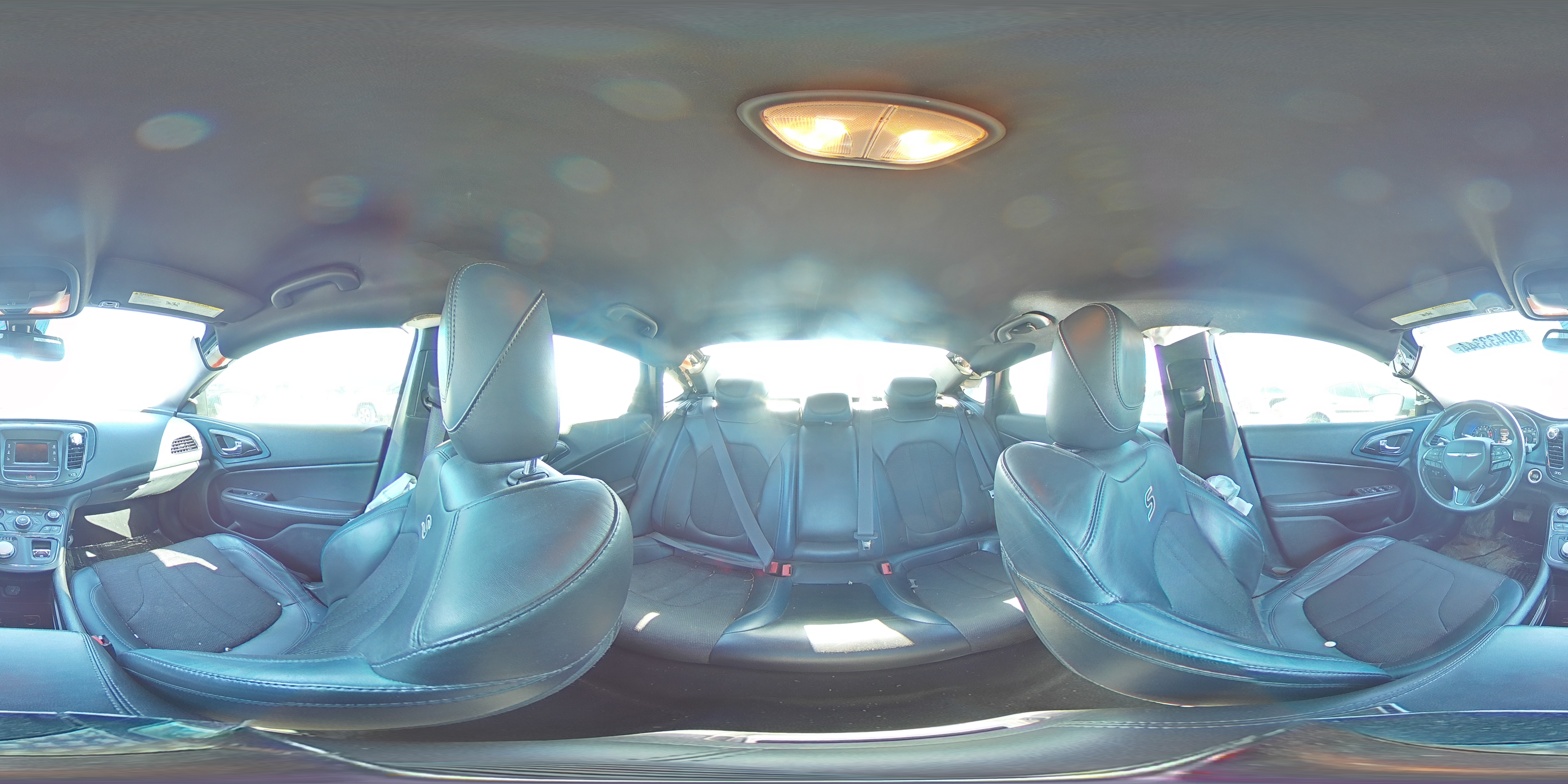 2015 Chrysler 200 - Image 12
