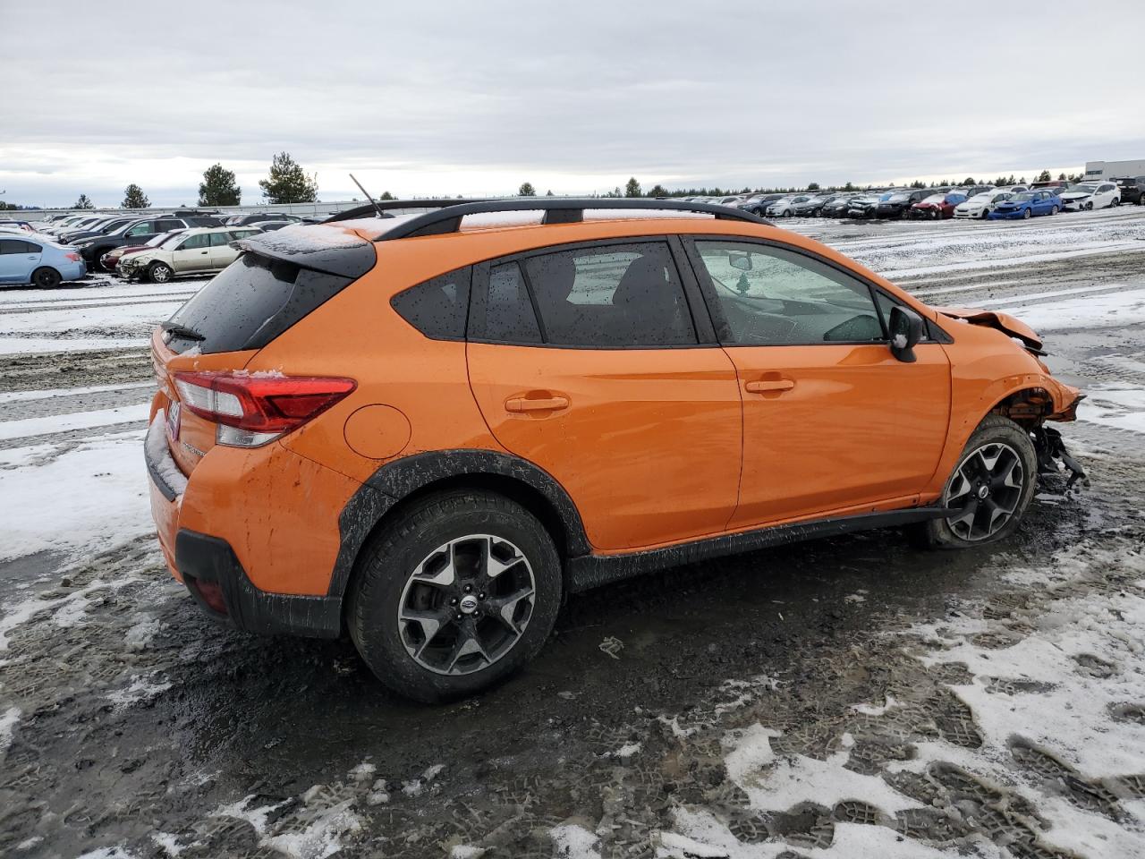 VIN JF2GTAAC1JH218117 2018 SUBARU CROSSTREK no.3