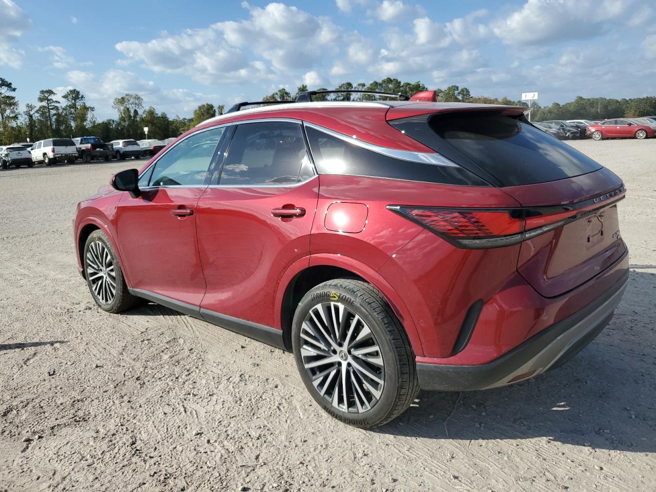 2023 Lexus RX - Image 2