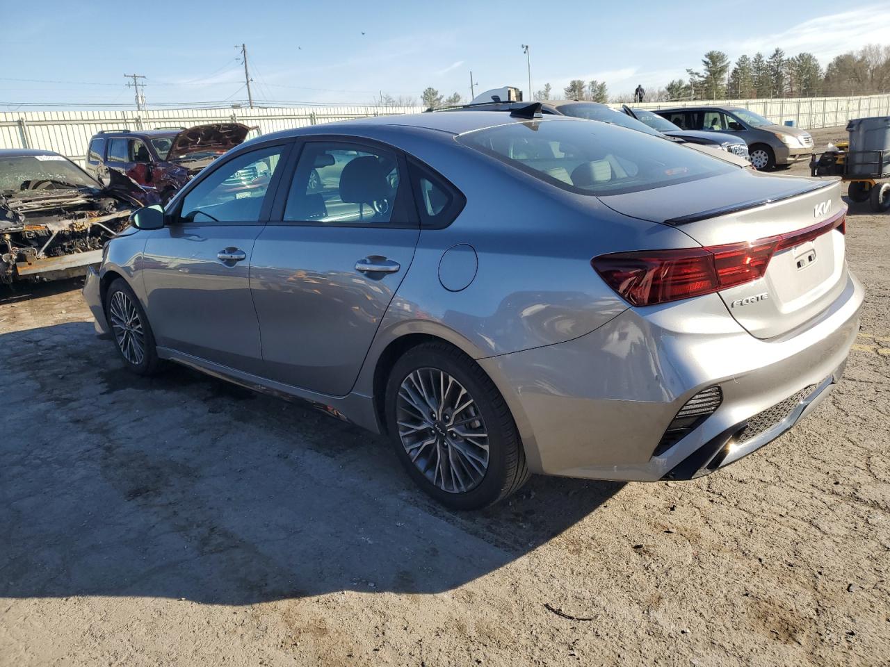 VIN 3KPF54AD1RE720870 2024 KIA FORTE no.2