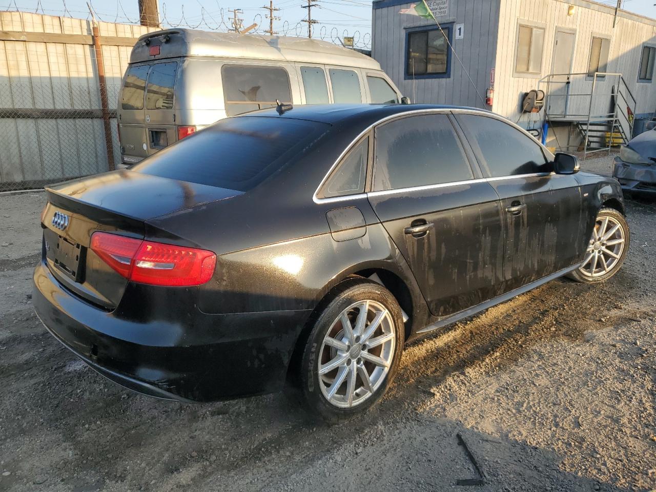 VIN WAUAFAFL5FN016519 2015 AUDI A4 no.3